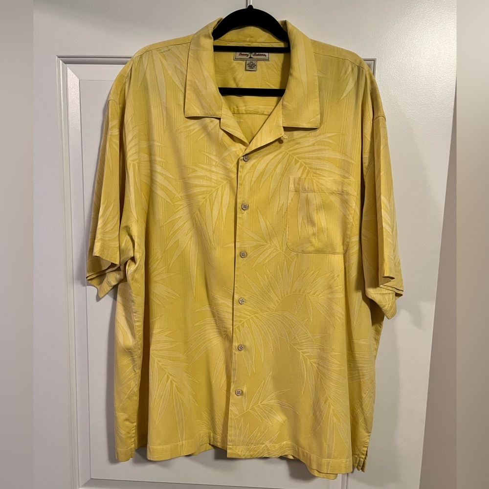 Tommy Bahama, 67% Silk, 33% Cotton,XXL